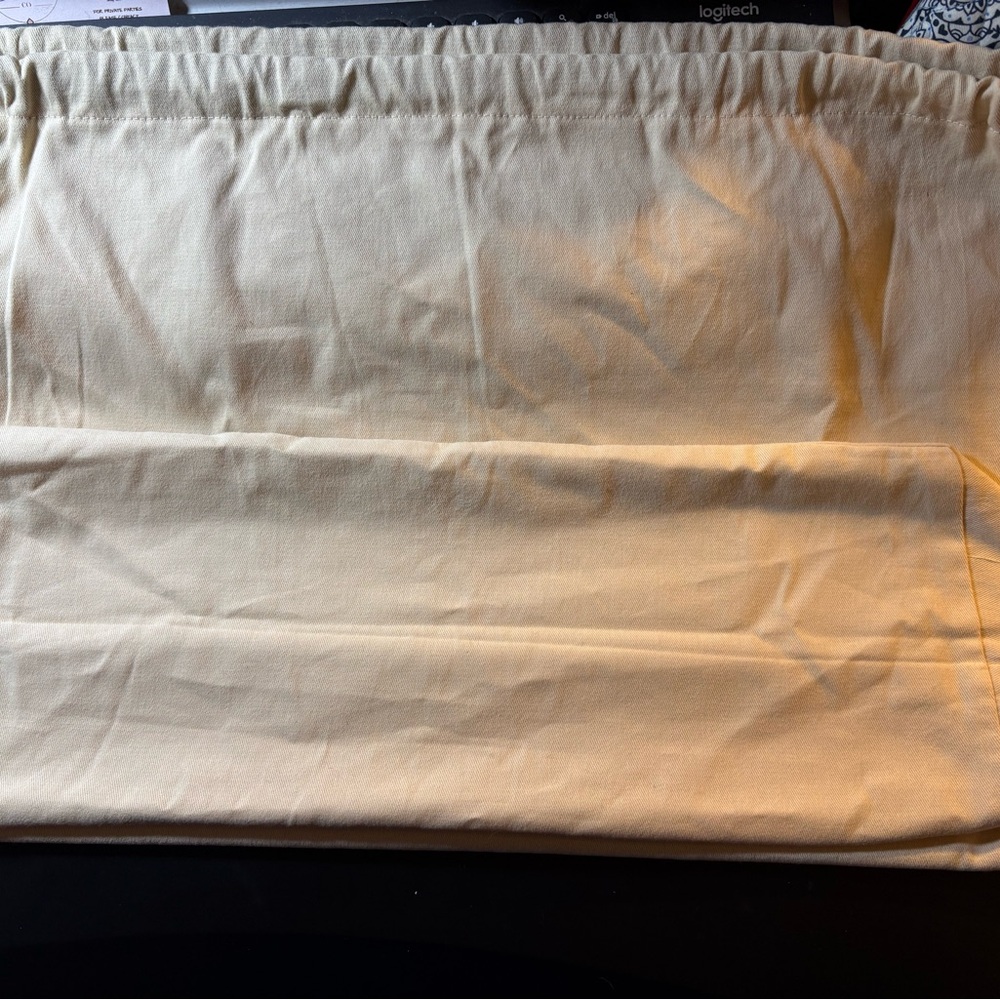 Louis Vuitton Cream Bag dust bag - Picture 2 of 3